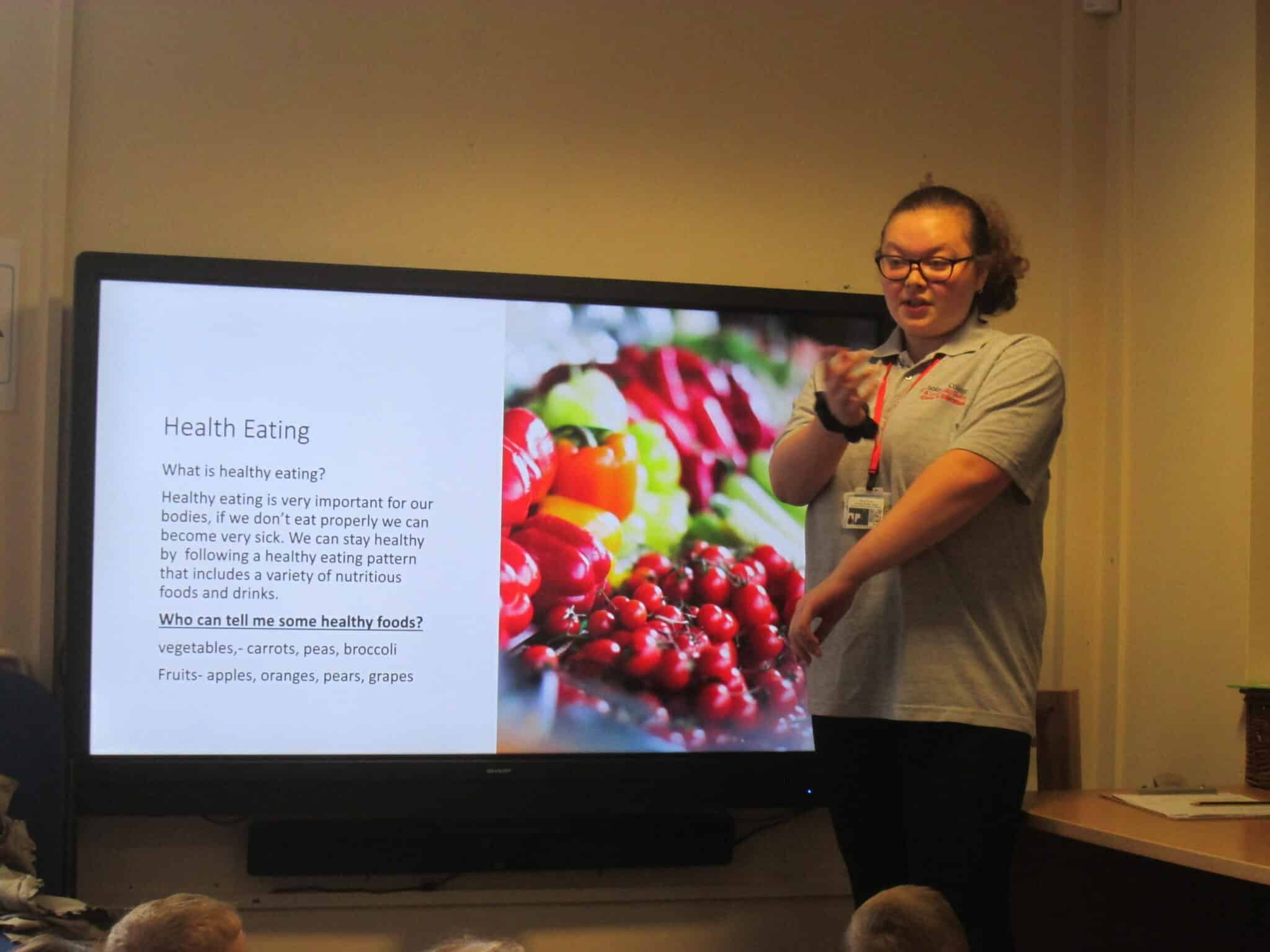 Health students visit primary school to promote healthy lifestyles