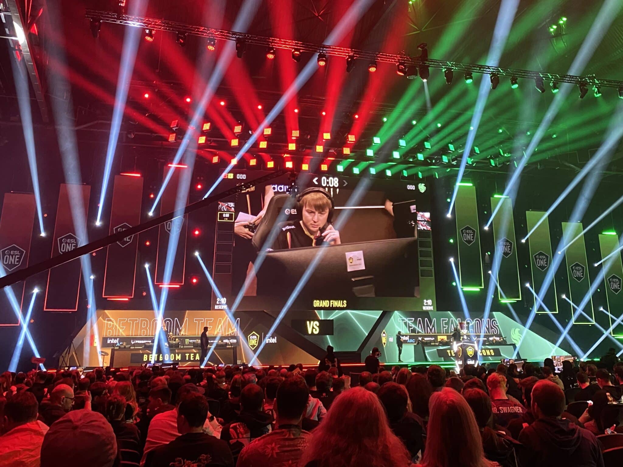 Photo of stage and lights at ESL One exhibition