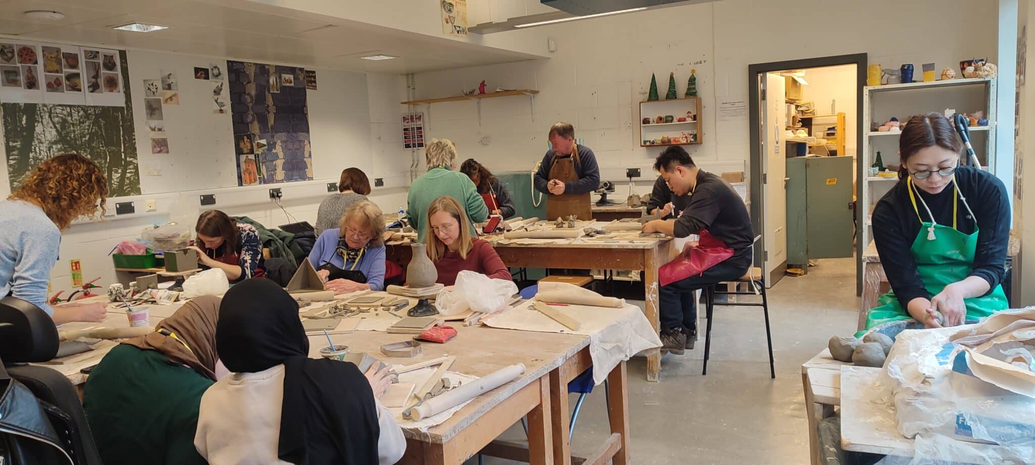 pic of students working in art room